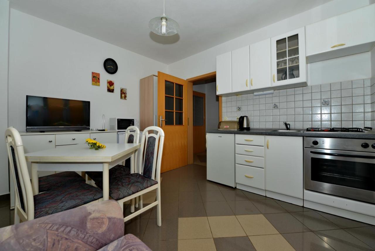 Apartments Blaza Божава Екстер'єр фото