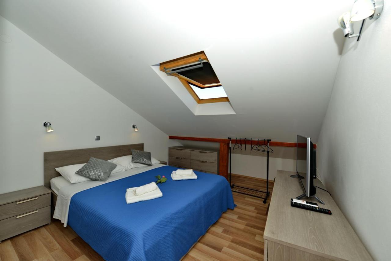 Apartments Blaza Божава Екстер'єр фото