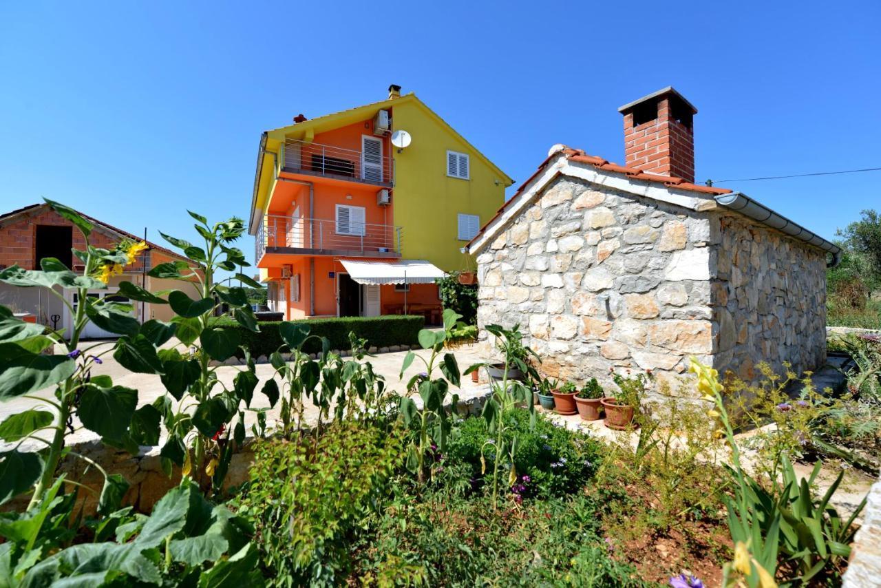 Apartments Blaza Божава Екстер'єр фото
