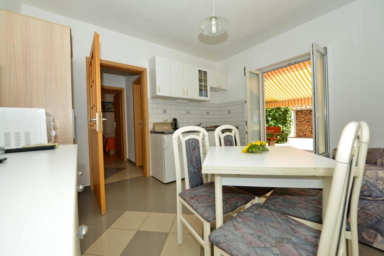 Apartments Blaza Божава Екстер'єр фото