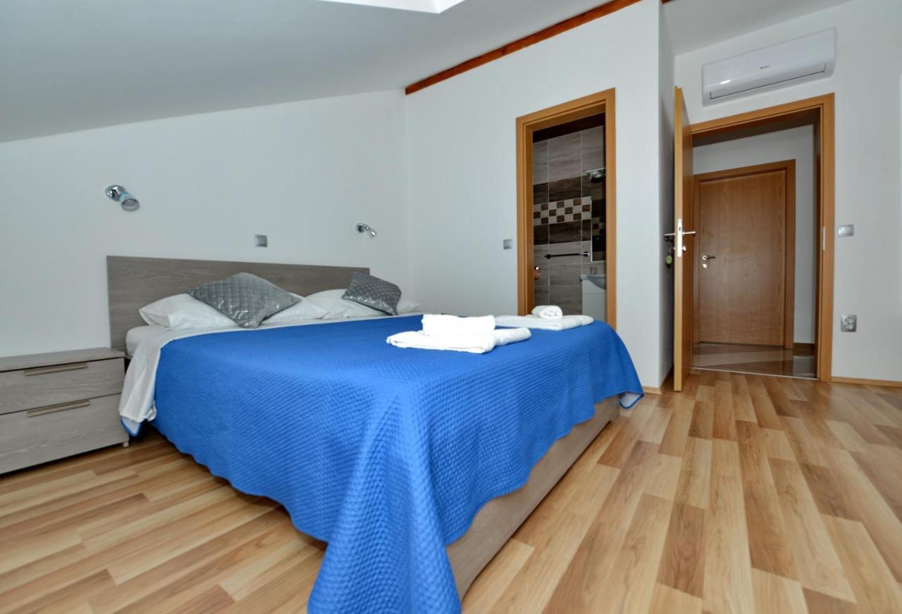 Apartments Blaza Божава Екстер'єр фото
