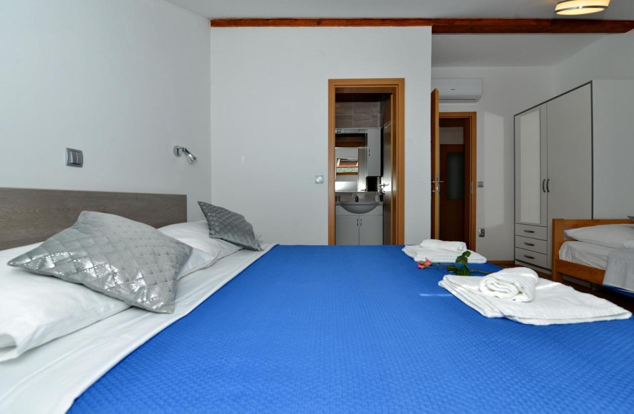 Apartments Blaza Божава Екстер'єр фото