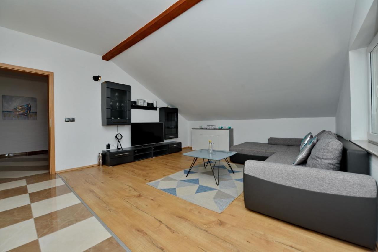 Apartments Blaza Божава Екстер'єр фото