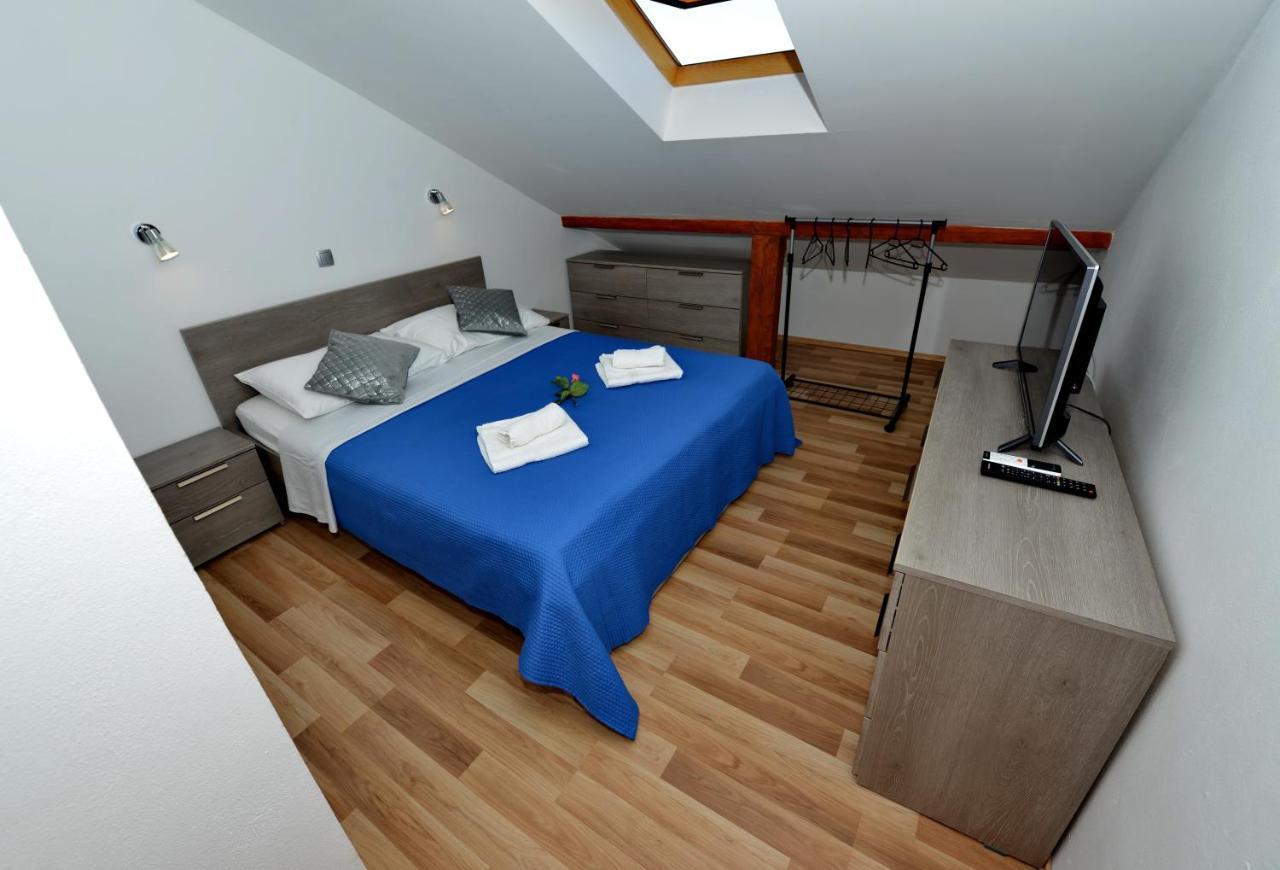 Apartments Blaza Божава Екстер'єр фото